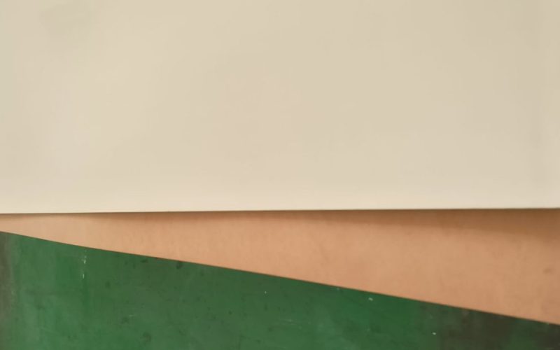 BLOCKBOARD GLOSSY (5) BLOCKBOARD GLOSSY (5)